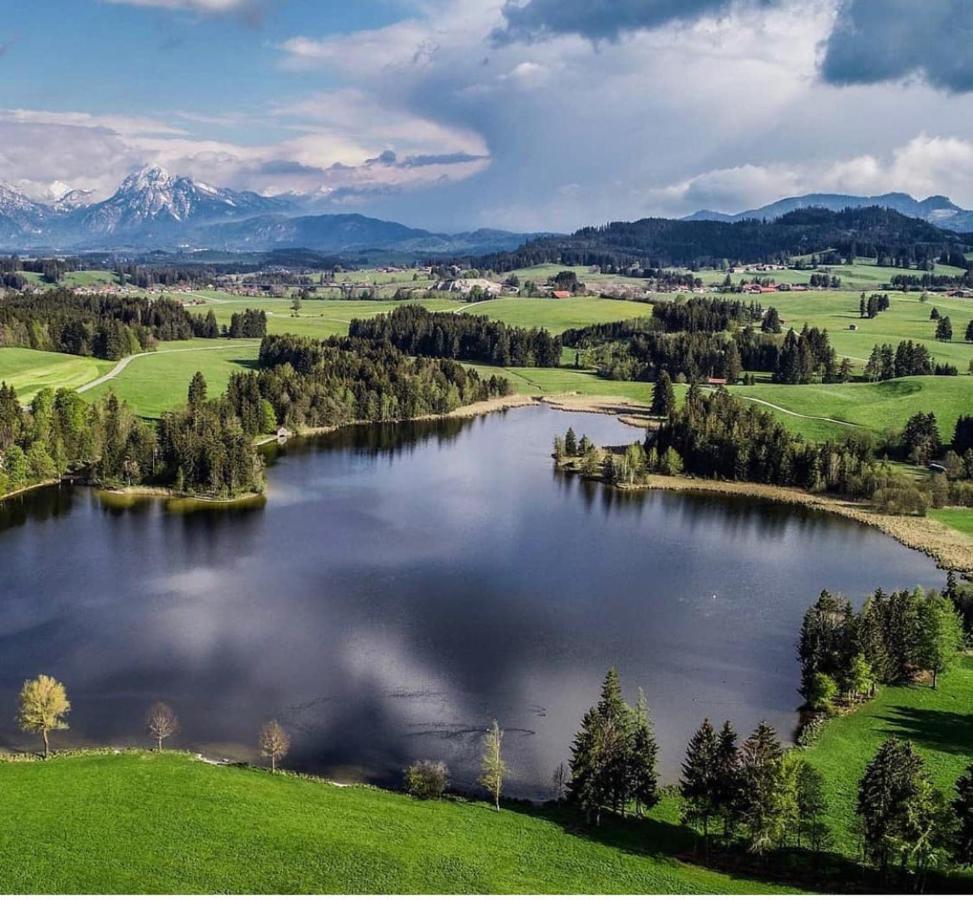 Direkt Am See Mit Bergblick 시그 외부 사진