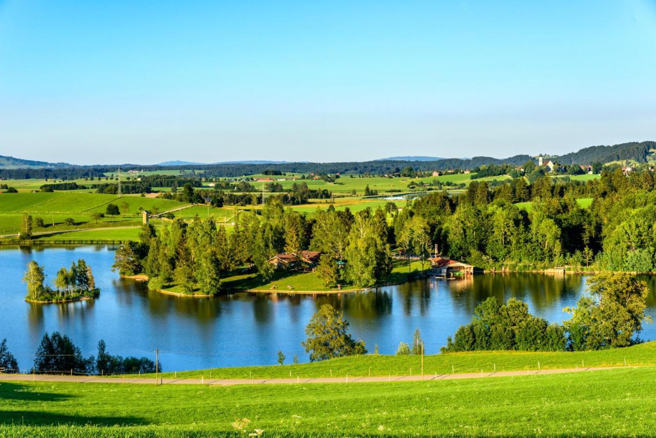 Direkt Am See Mit Bergblick 시그 외부 사진